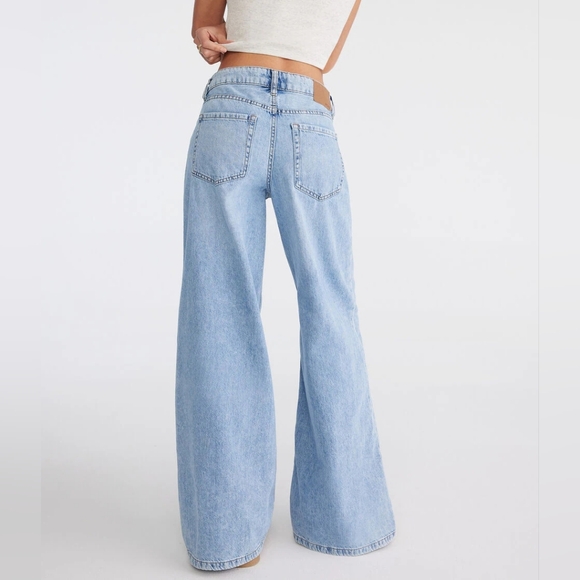 Aeropostale High Rise Super Wide Leg Light Blue Jeans, Size 8 Reg - Picture 4 of 10